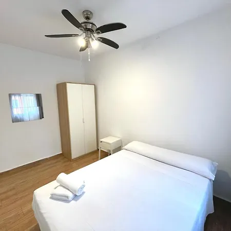 Triana Roomable Seville Exterior photo