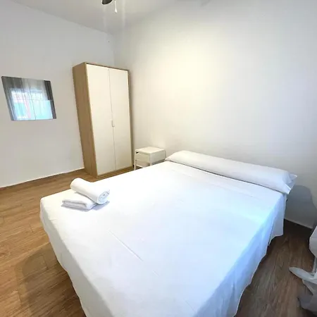 Triana Roomable Seville Exterior photo